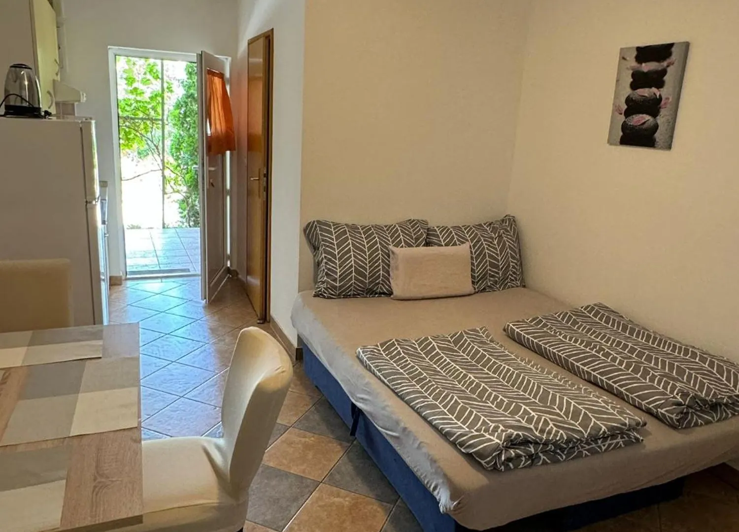 Studio Apartments Mt Šmrika