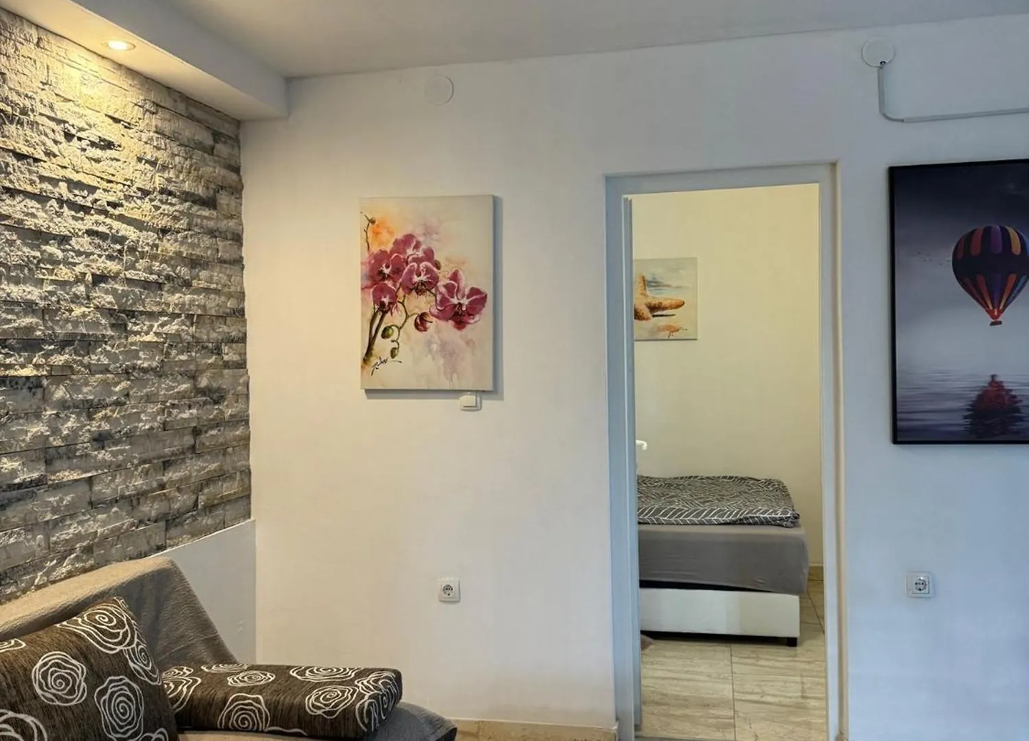 Studio Apartments Mt Šmrika 0*,